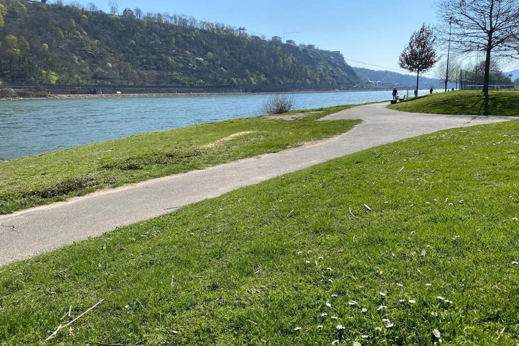 Comfortable New Apartment In #Koblenz# Direkt Am Rhein Coblenza Exterior foto